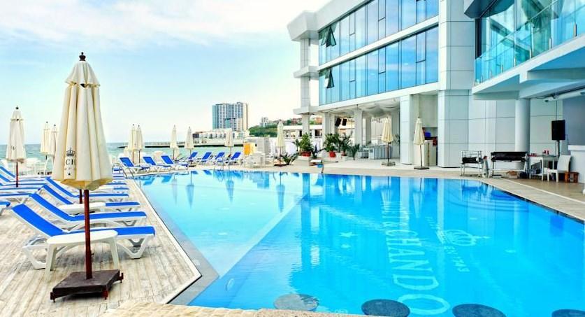 Красивая Квартира Рядом С Аркадией И Парком Odessa Exterior foto